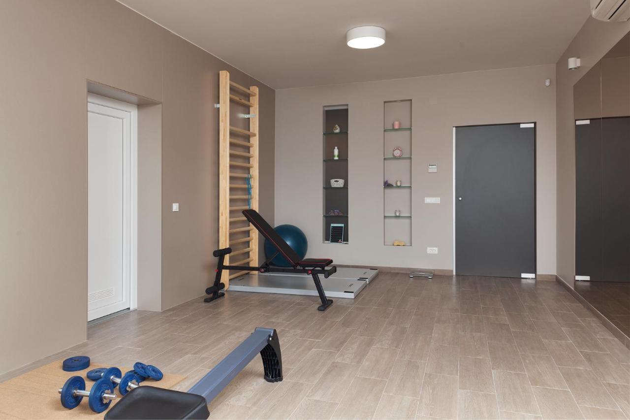 Luxury Apartments Vila Carissa Малинска Экстерьер фото